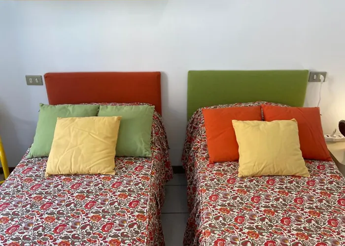 Accademia Paradise *